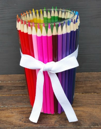 DIY Teacher Valentine Gifts: See How To Make A Simple Crayon-Themed Teacher  Gift Basket That Also Works As A Pencil Holder!